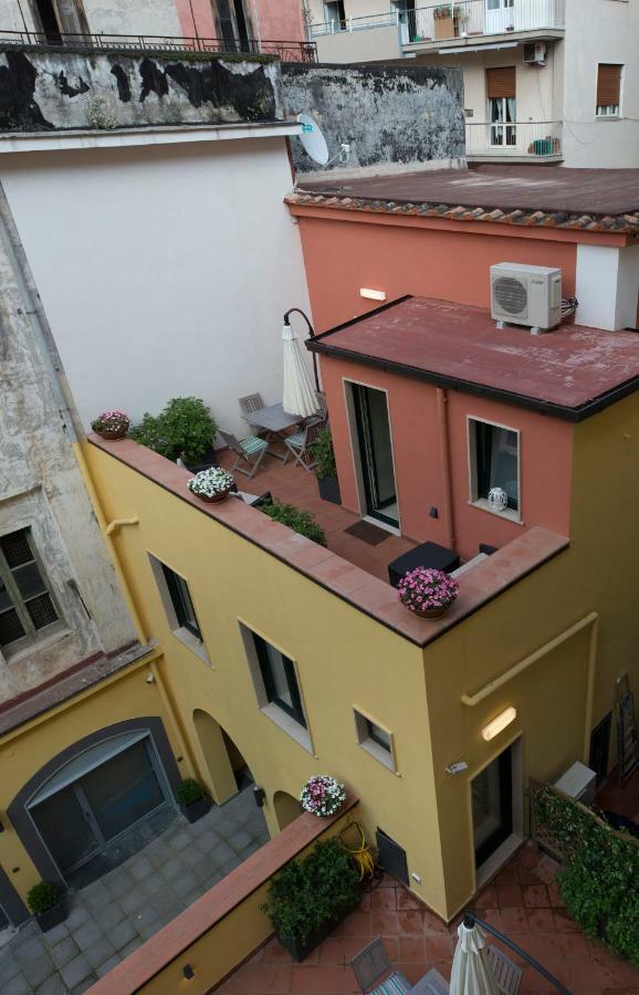 Le Terrazze sul Cortile Apartment Salerno Exterior foto